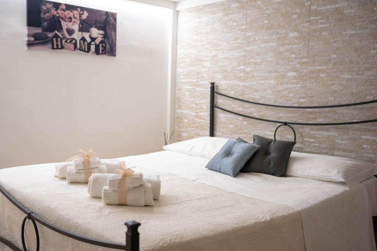 Nonna Tetta Chic Station & Center Walkable Apartment Monopoli Ngoại thất bức ảnh